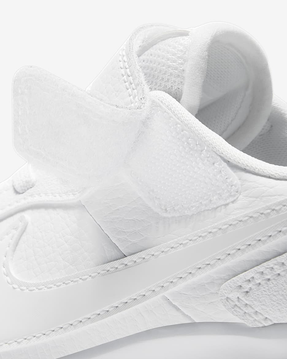 Nike Varsity Younger Kids Shoe. Nike PH